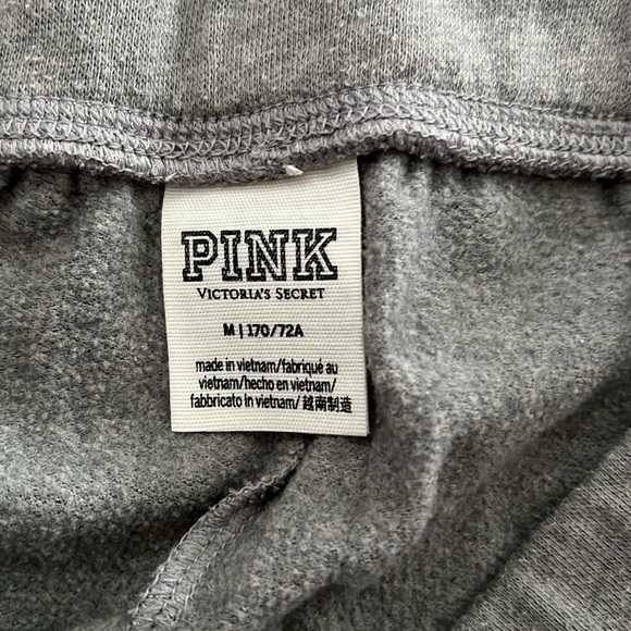 Gray Shorts - M - Picture 4 of 4